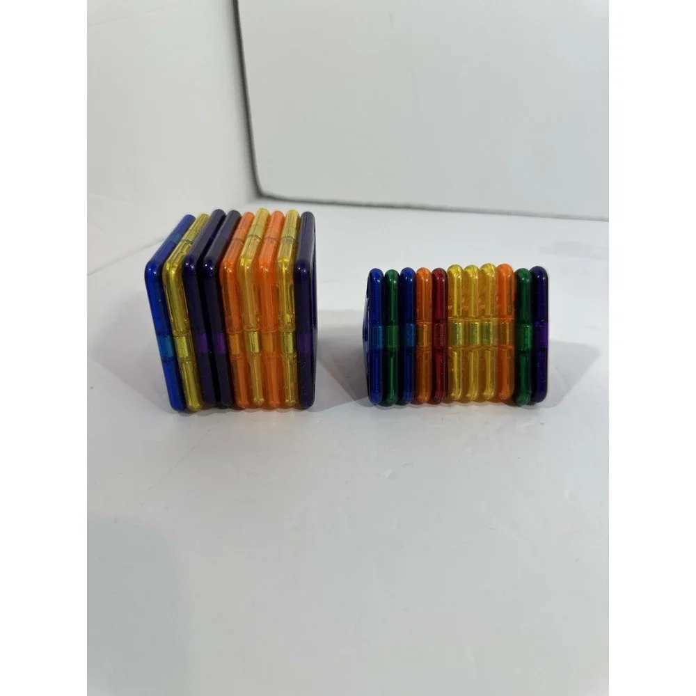 Magformers Lot 20 Pieces Intelligent Magnetic Building Toy Squares, Triangles